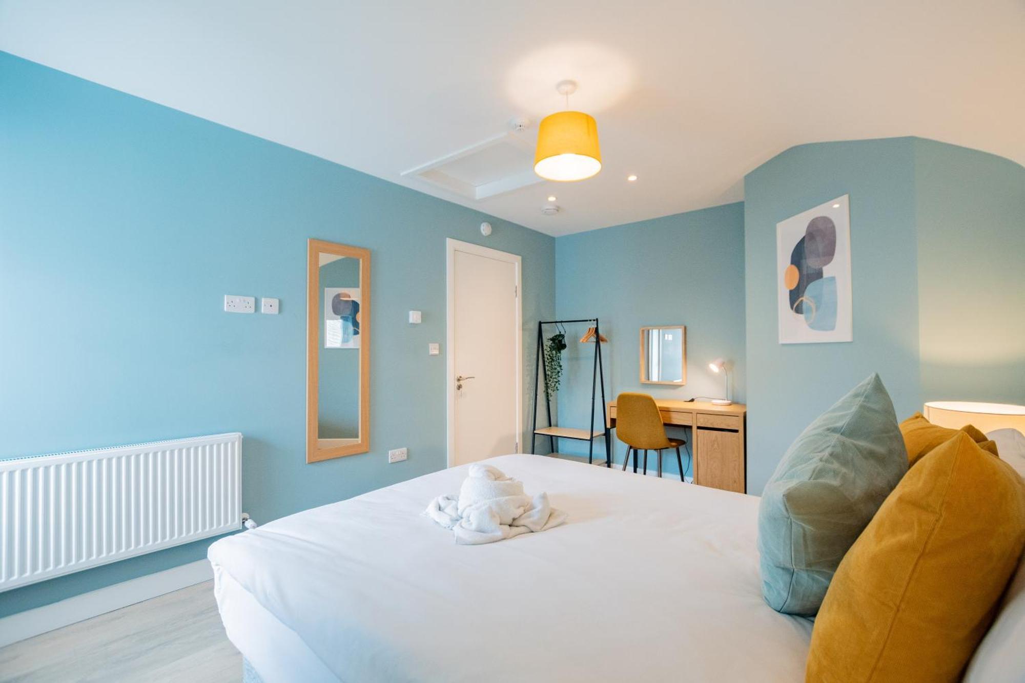 The Large Group House -Sleeps 21 Villa Дъблин Екстериор снимка